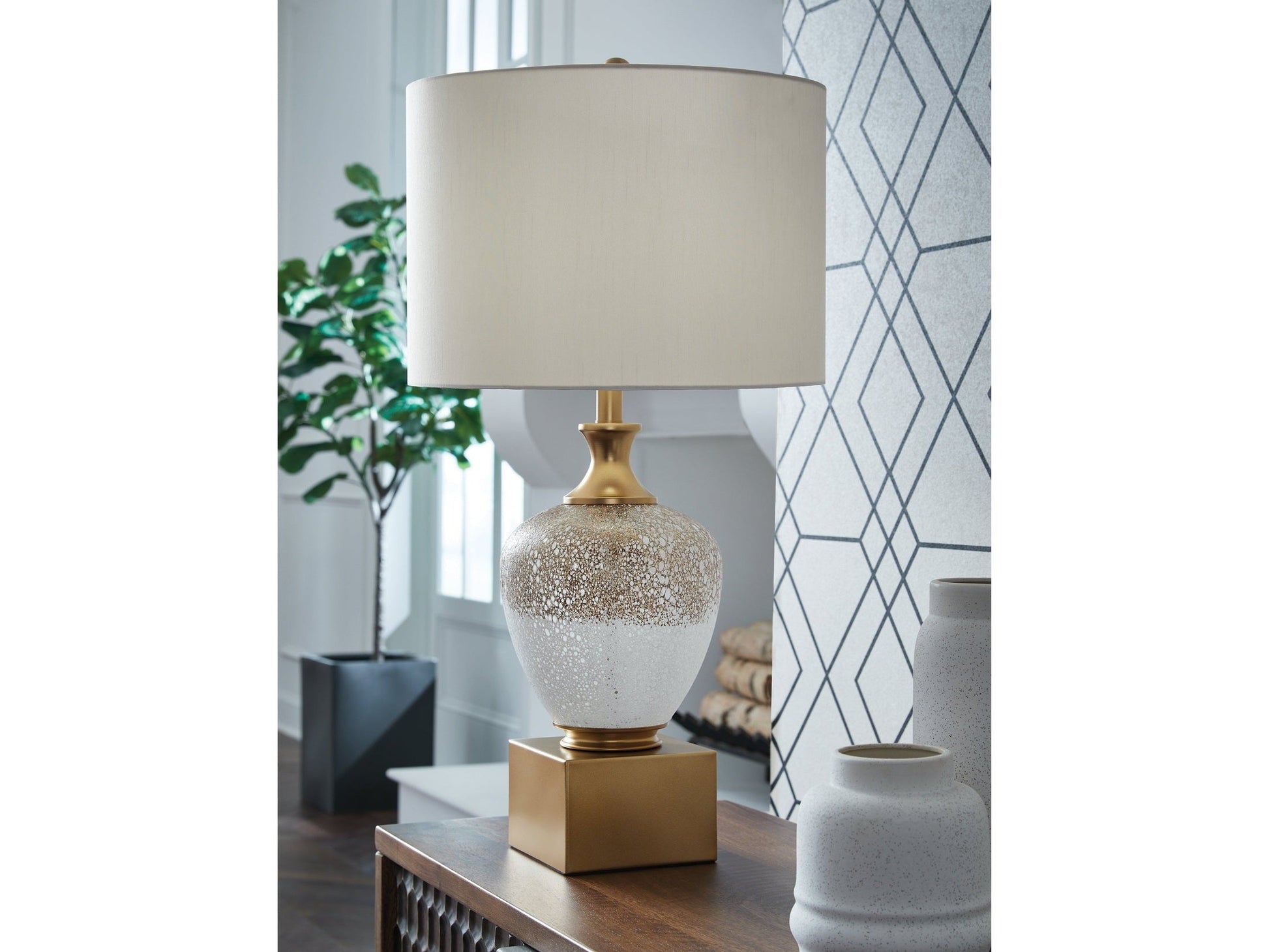 Tavisburg Brown/White/Gold Table Lamp- Viva Furn