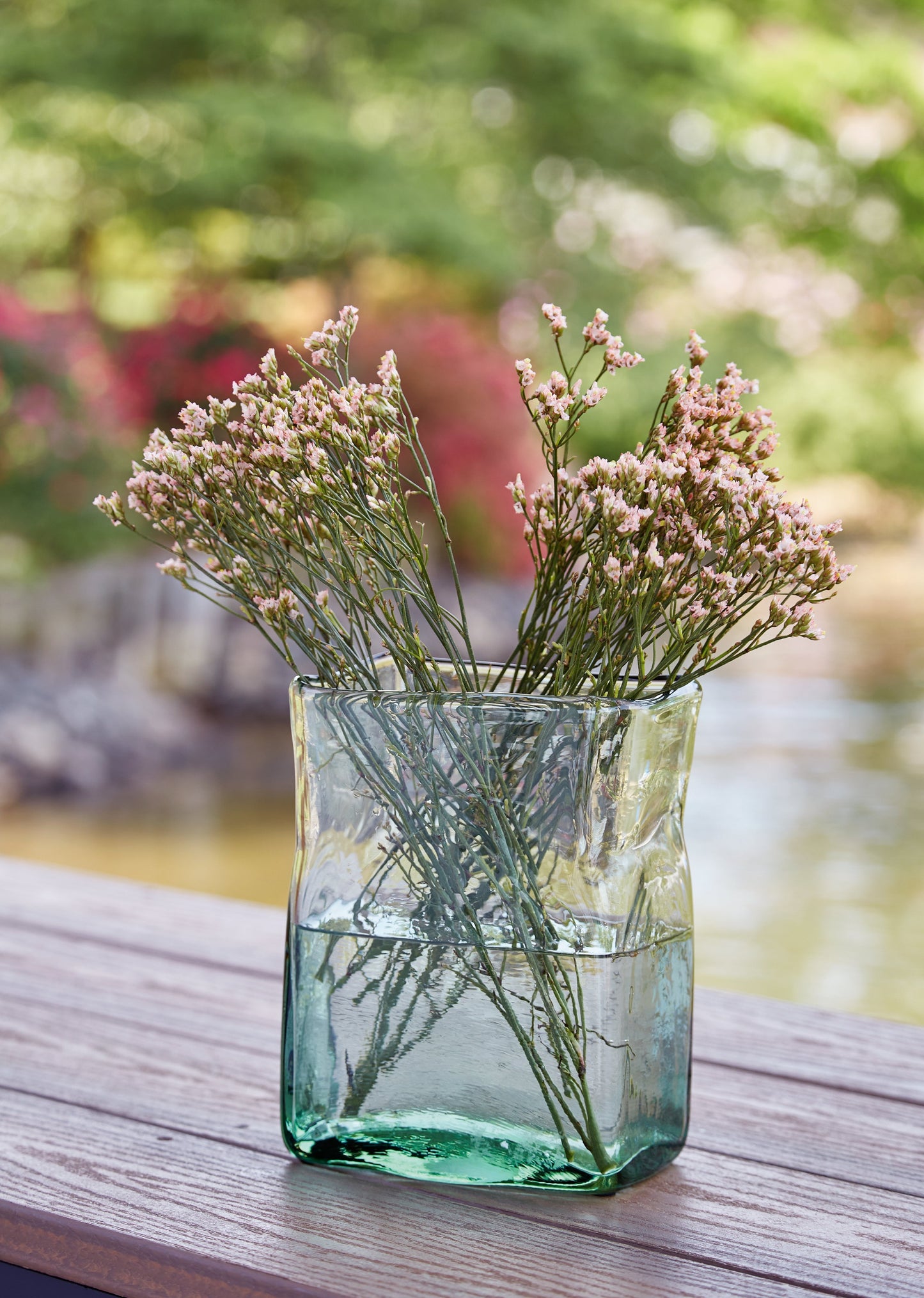 Taylow Green Shor Vase- Viva Furn