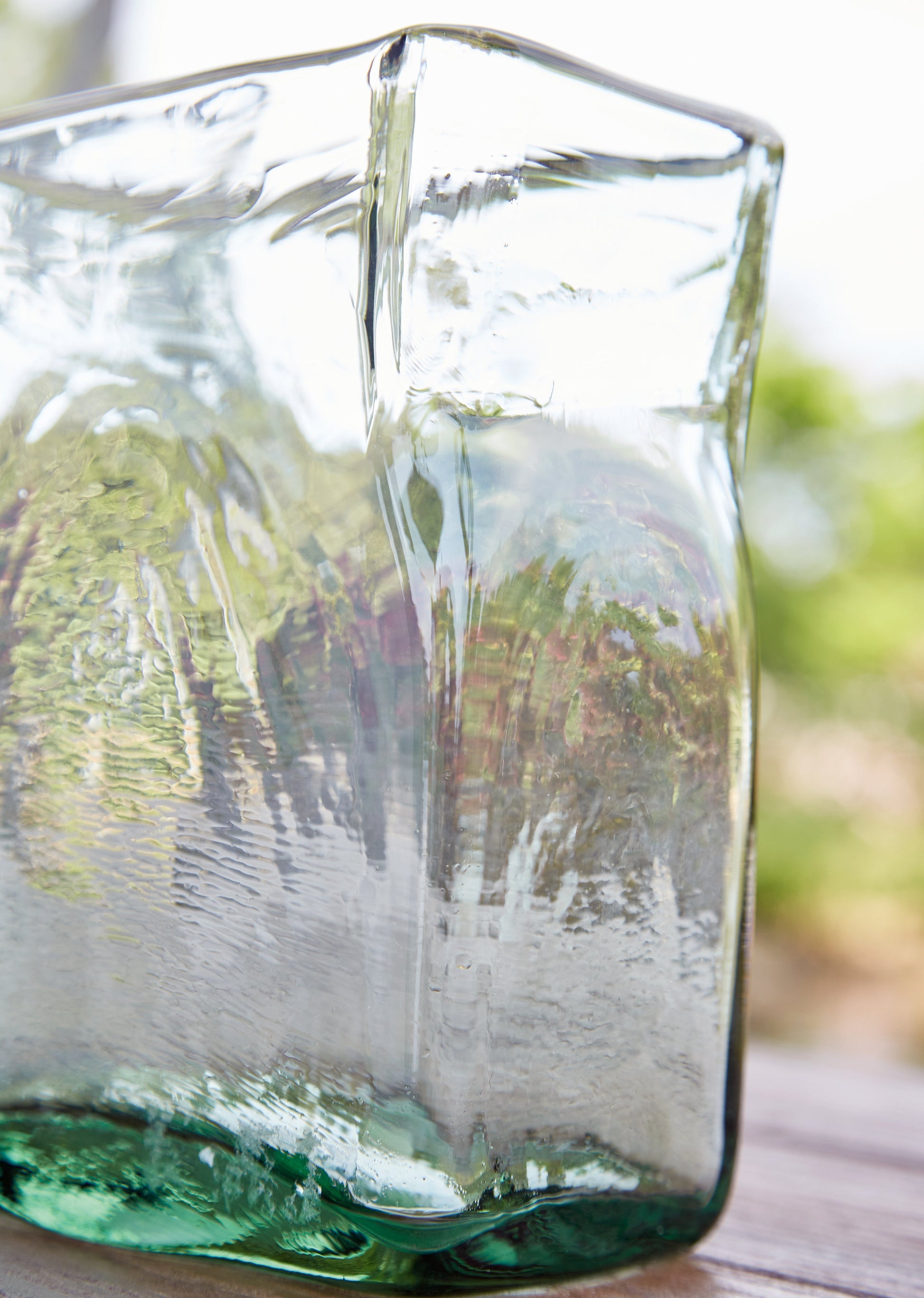 Taylow Green Shor Vase- Viva Furn