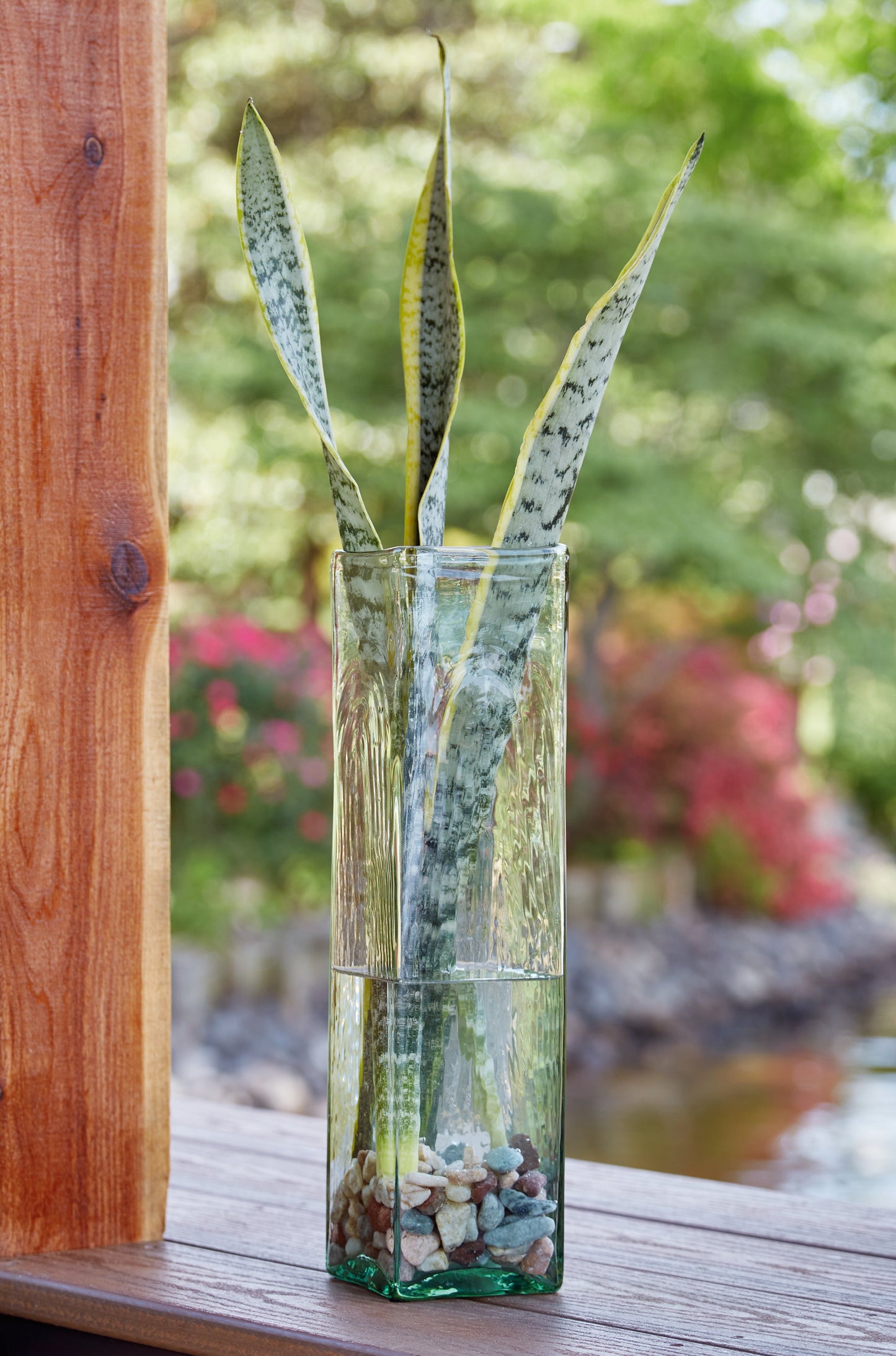 Taylow Green Vase (15''H)- Viva Furn