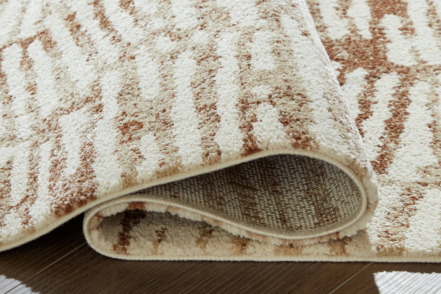 Uduak Cream/Tan/Rust Medium Rug- Viva Furn