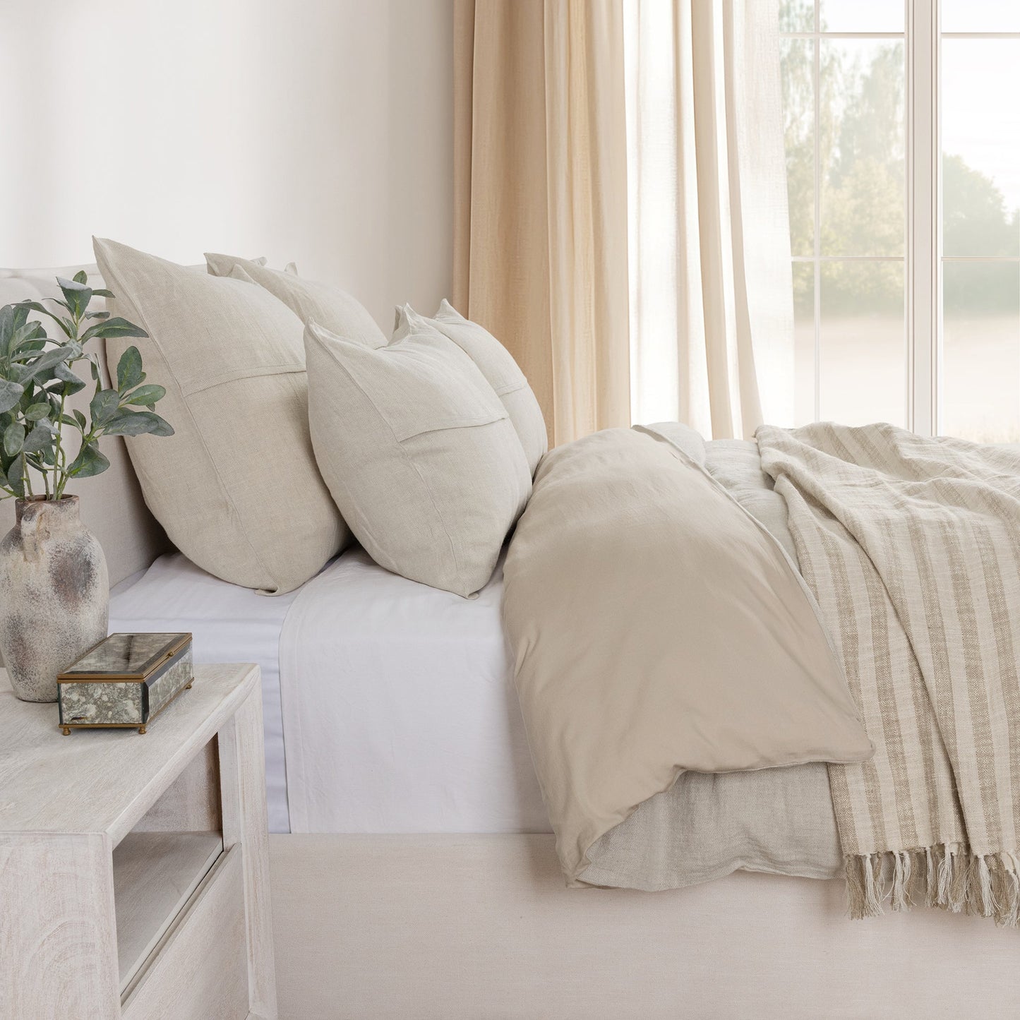 Beaumont Linen Duvet Collection