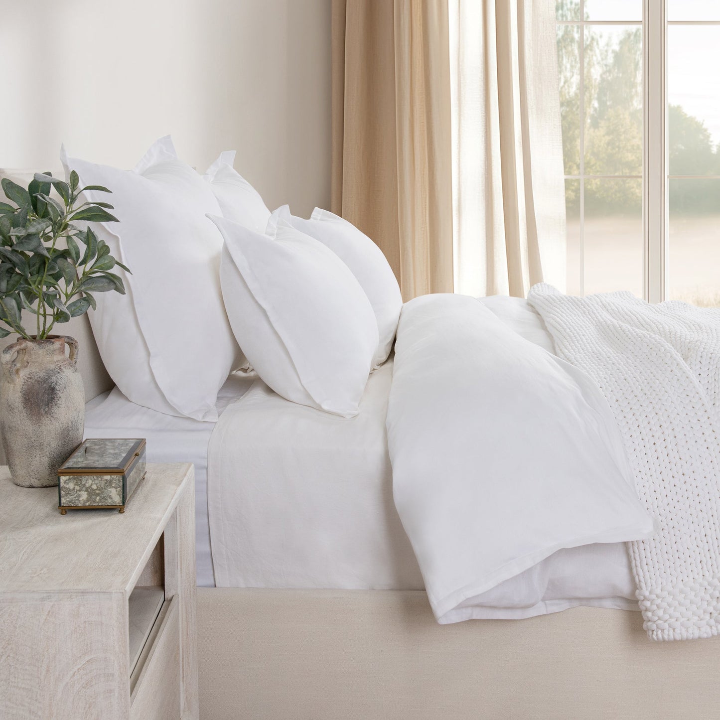 Arcadia White Duvet Cover