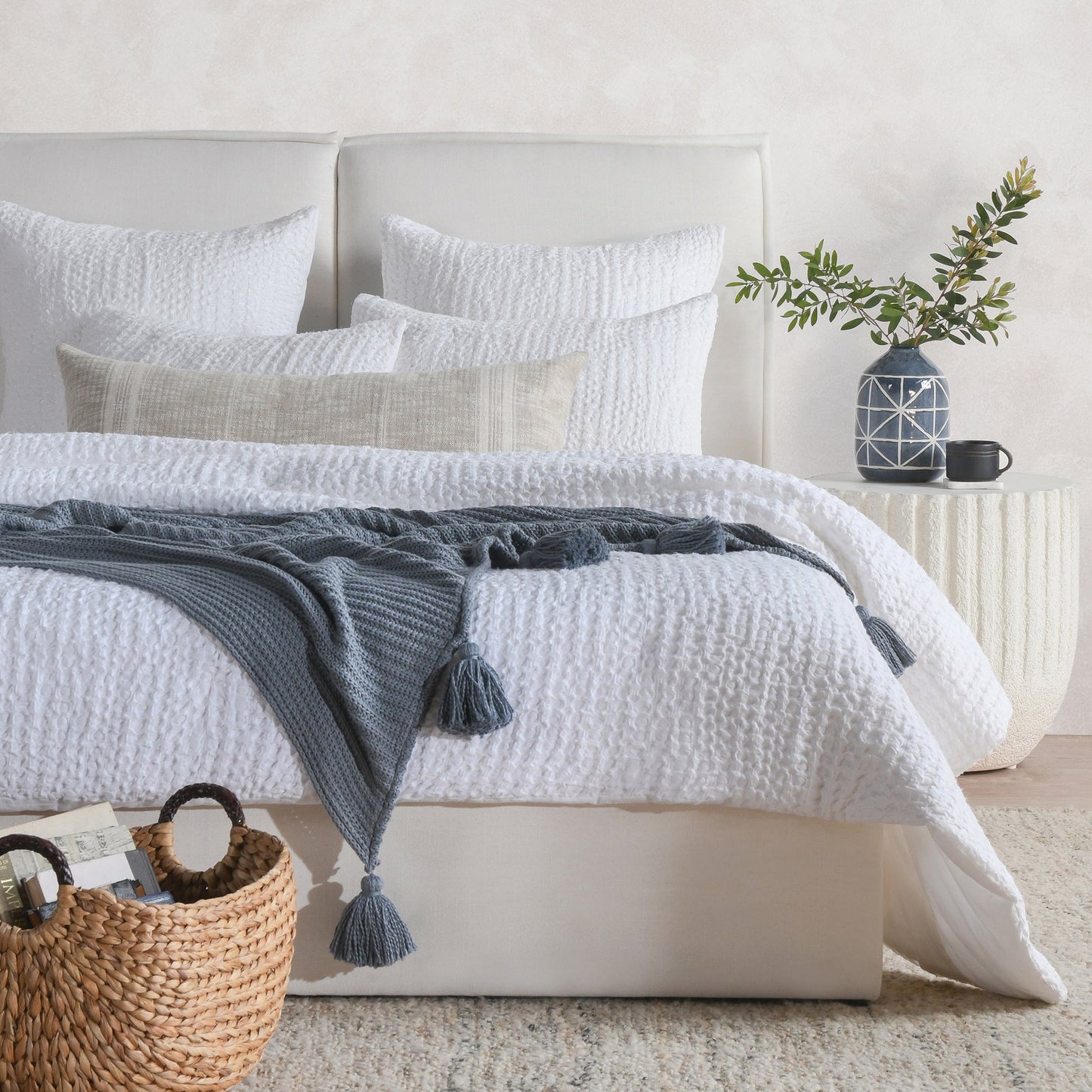 Colmar White Quilt Collection