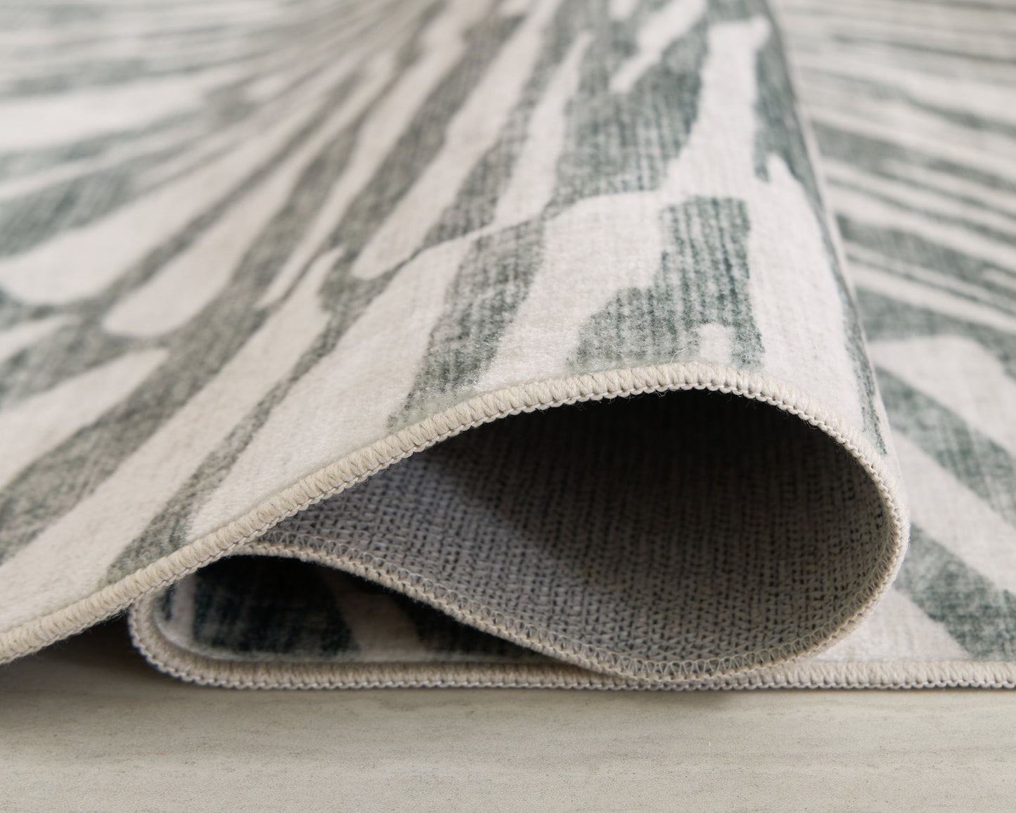 Verland Gray/White Washable Medium Rug- Viva Furn