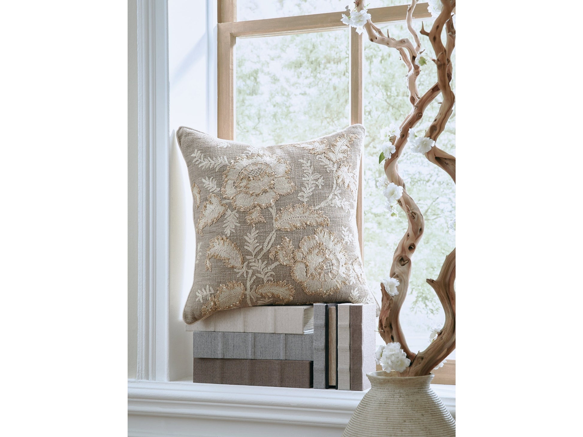 Viveka Brown/Beige Pillow (Set of 4)- Viva Furn