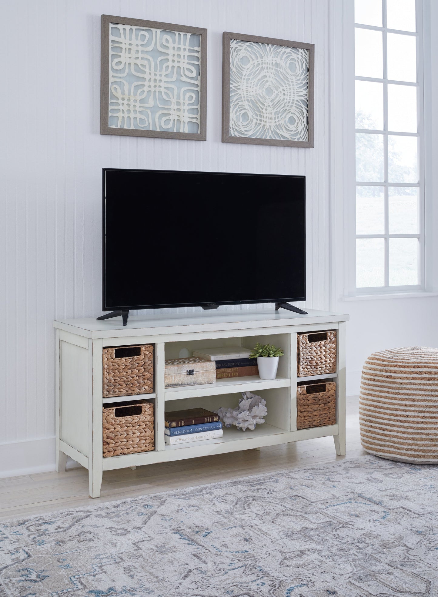 Mirimyn White 47" TV Stand