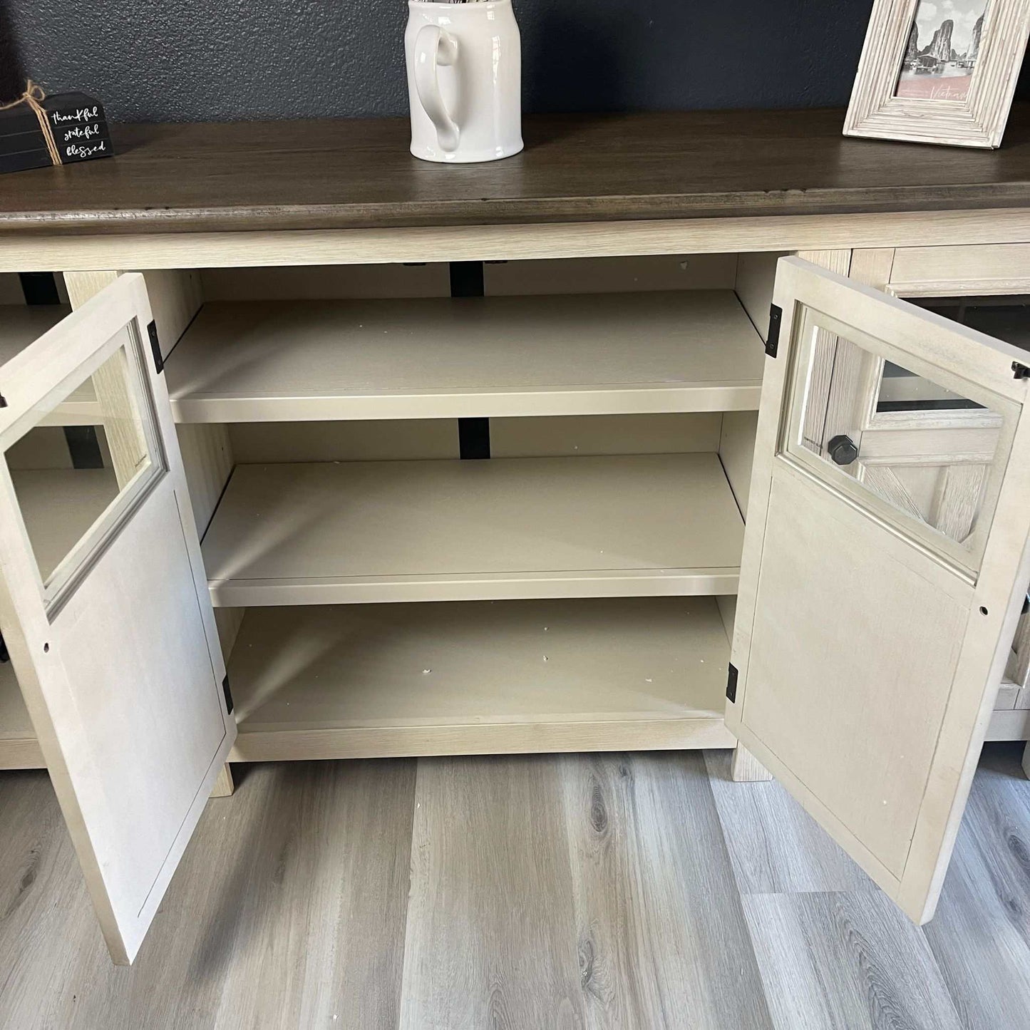 Bolanburg 74" TV Stand