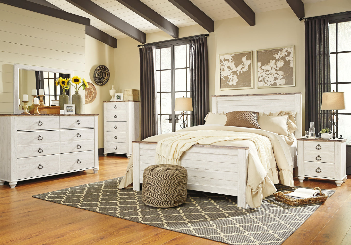 Willowton Whitewash Queen Panel Bed- Viva Furn