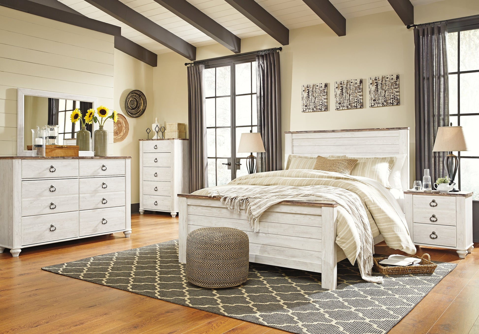 Willowton Whitewash Queen Panel Bed- Viva Furn