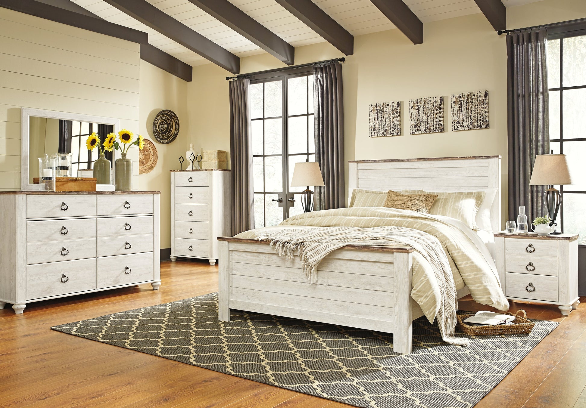 Willowton Whitewash Queen Panel Bed- Viva Furn