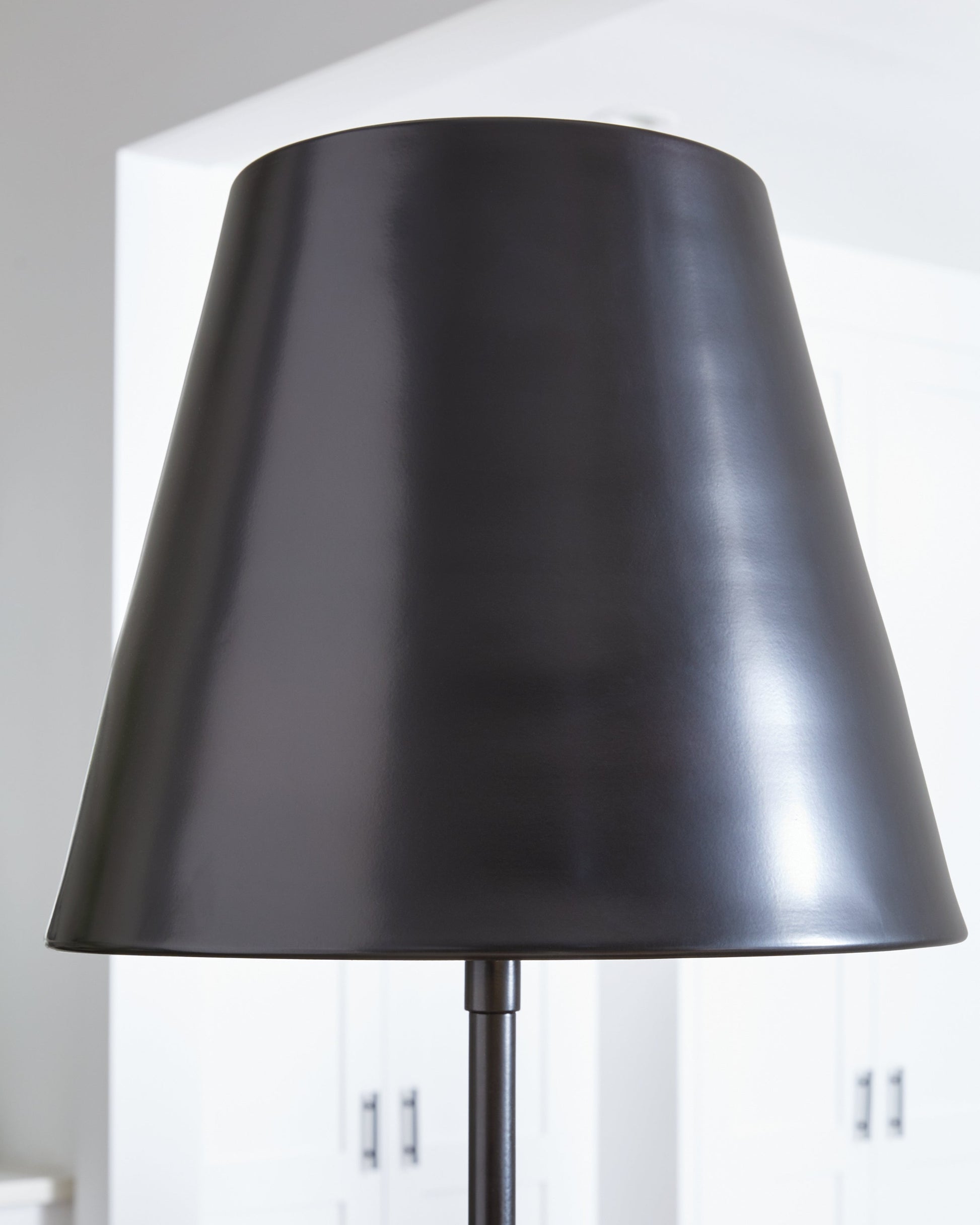 Wimner Antique Bronze Metal Floor Lamp (1/CN)- Viva Furn