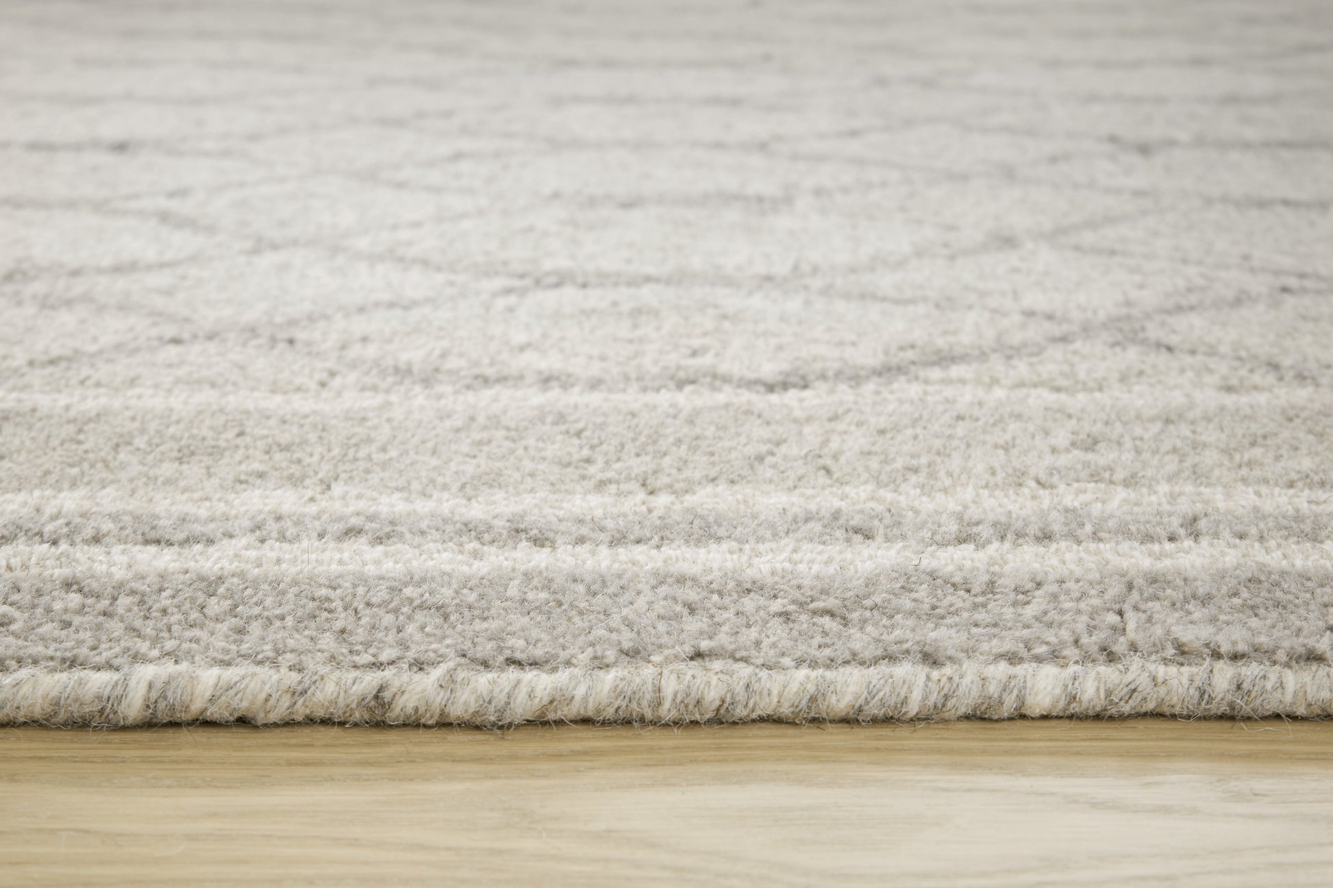 Wimney Gray Medium Rug- Viva Furn