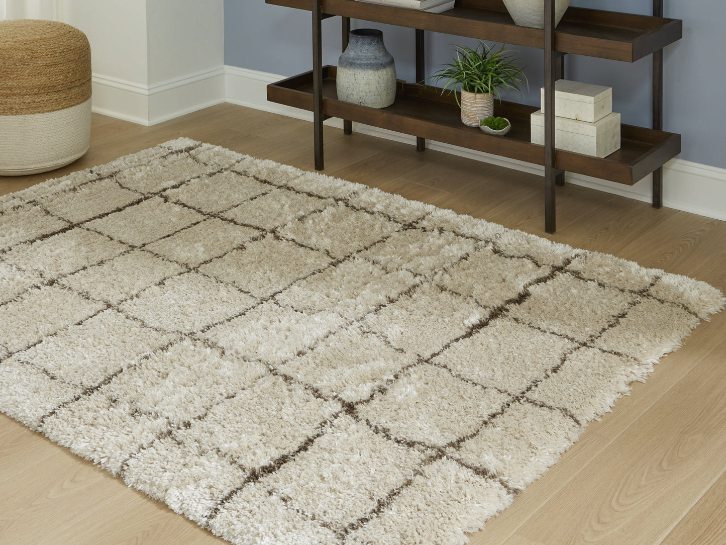 Wrenlow Cream/Brown 5' x 7' Rug- Viva Furn