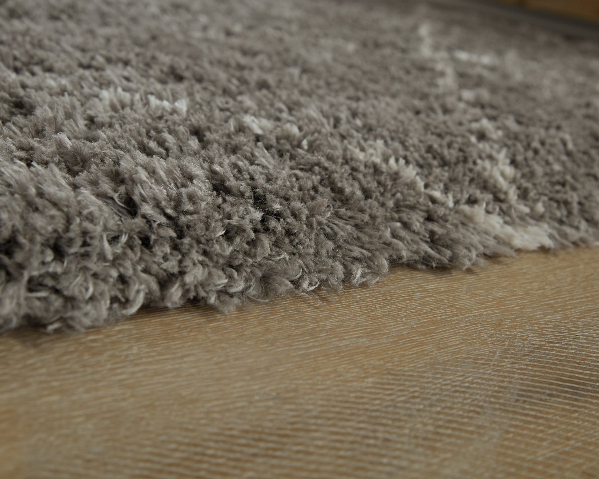 Wrenlow Gray/Cream 8' x 10' Rug- Viva Furn
