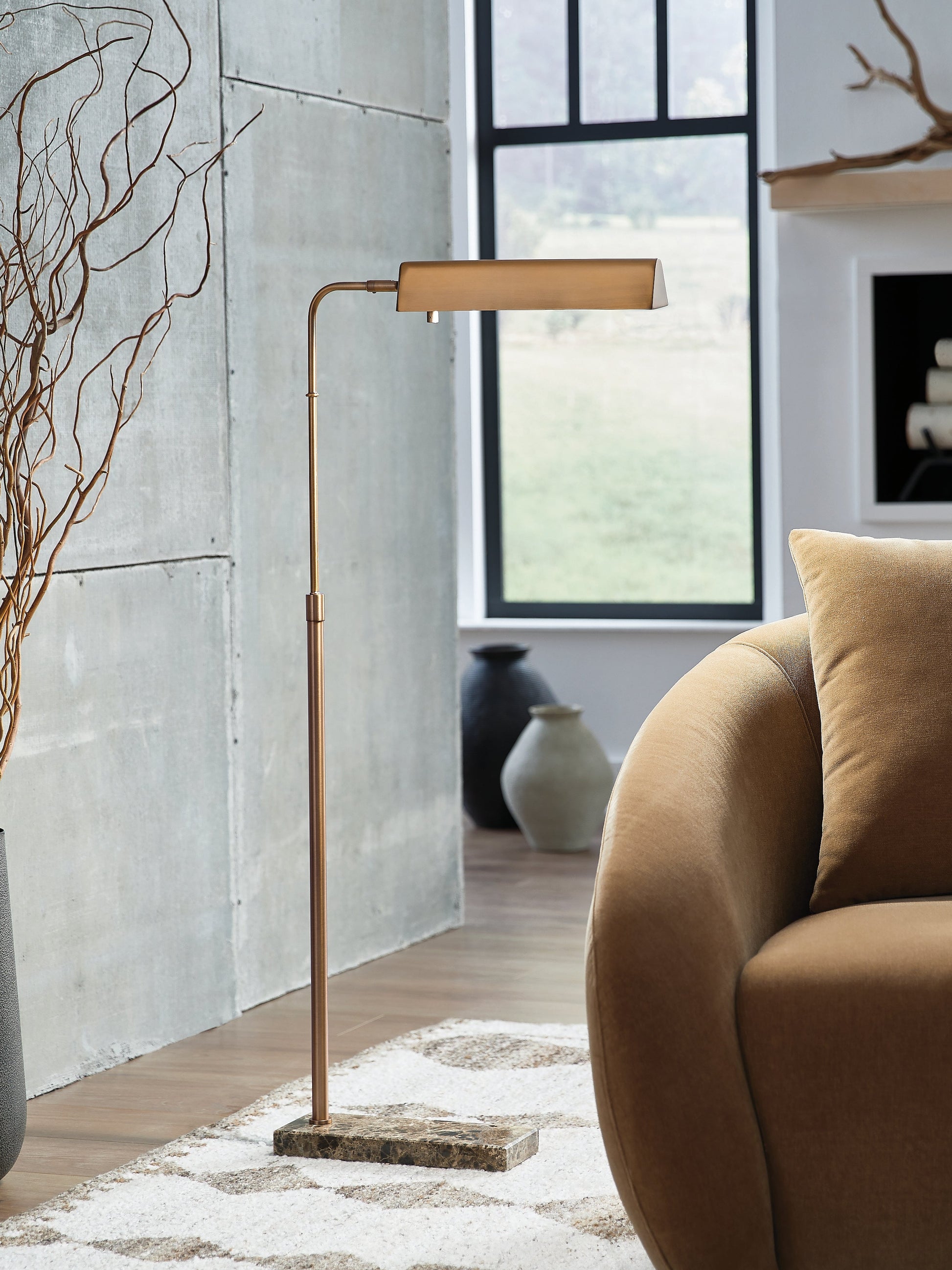 Yafe Bronze Floor Lamp- Viva Furn