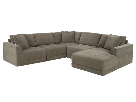 Raeanna Storm RAF Chaise Sectional / 5pc