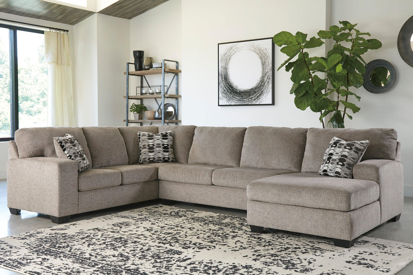 Ballinasloe Platinum 3pc Sectional Sofa w/ Chaise