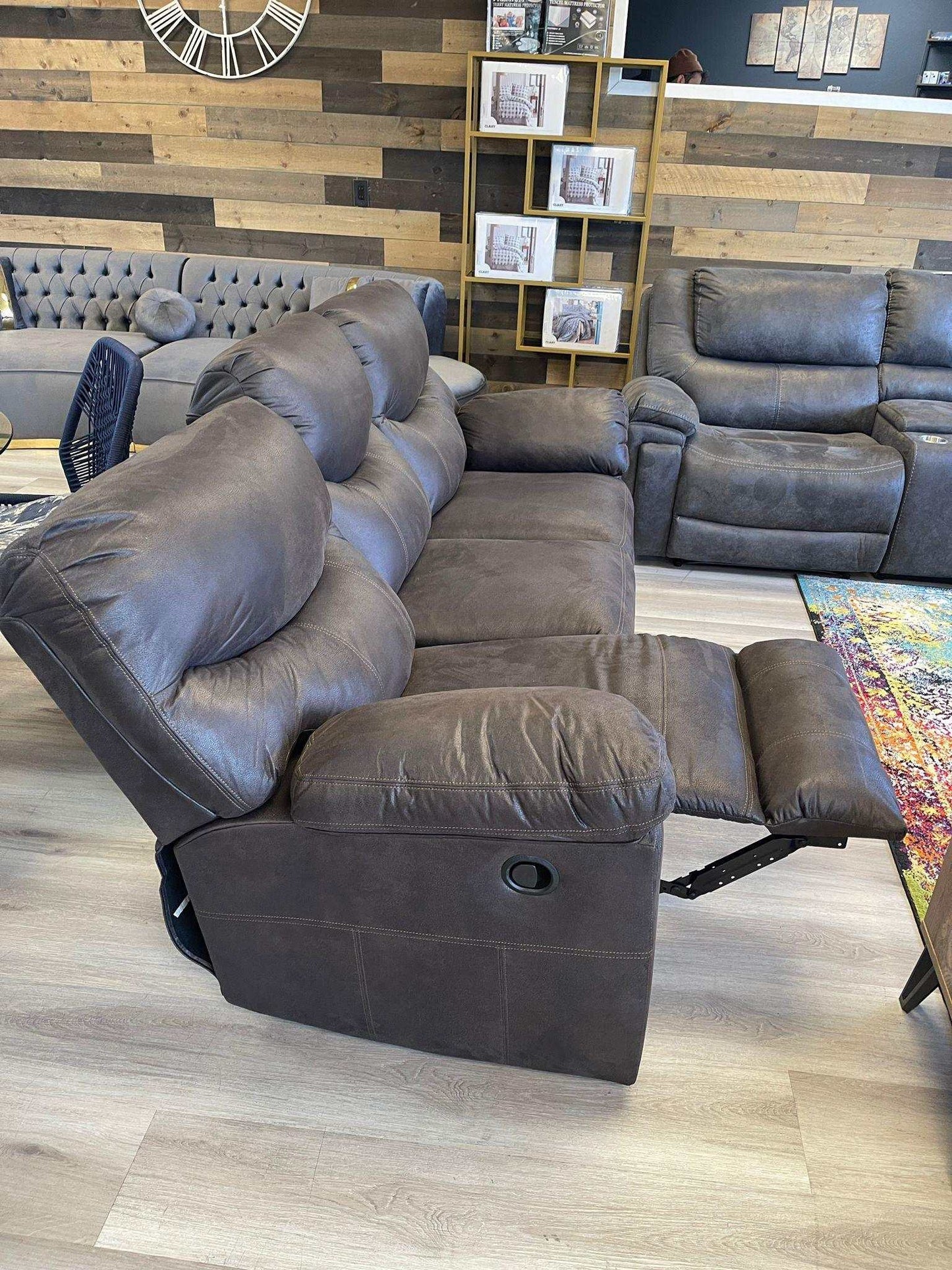 Boxberg Manual Reclining Sofa