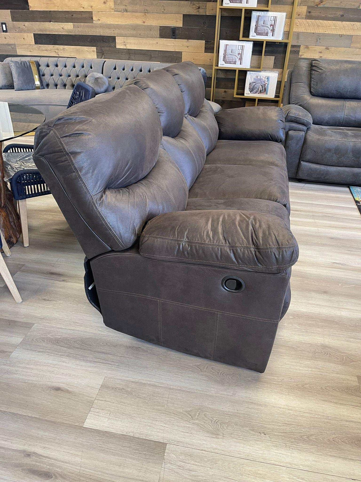 Boxberg Manual Reclining Sofa