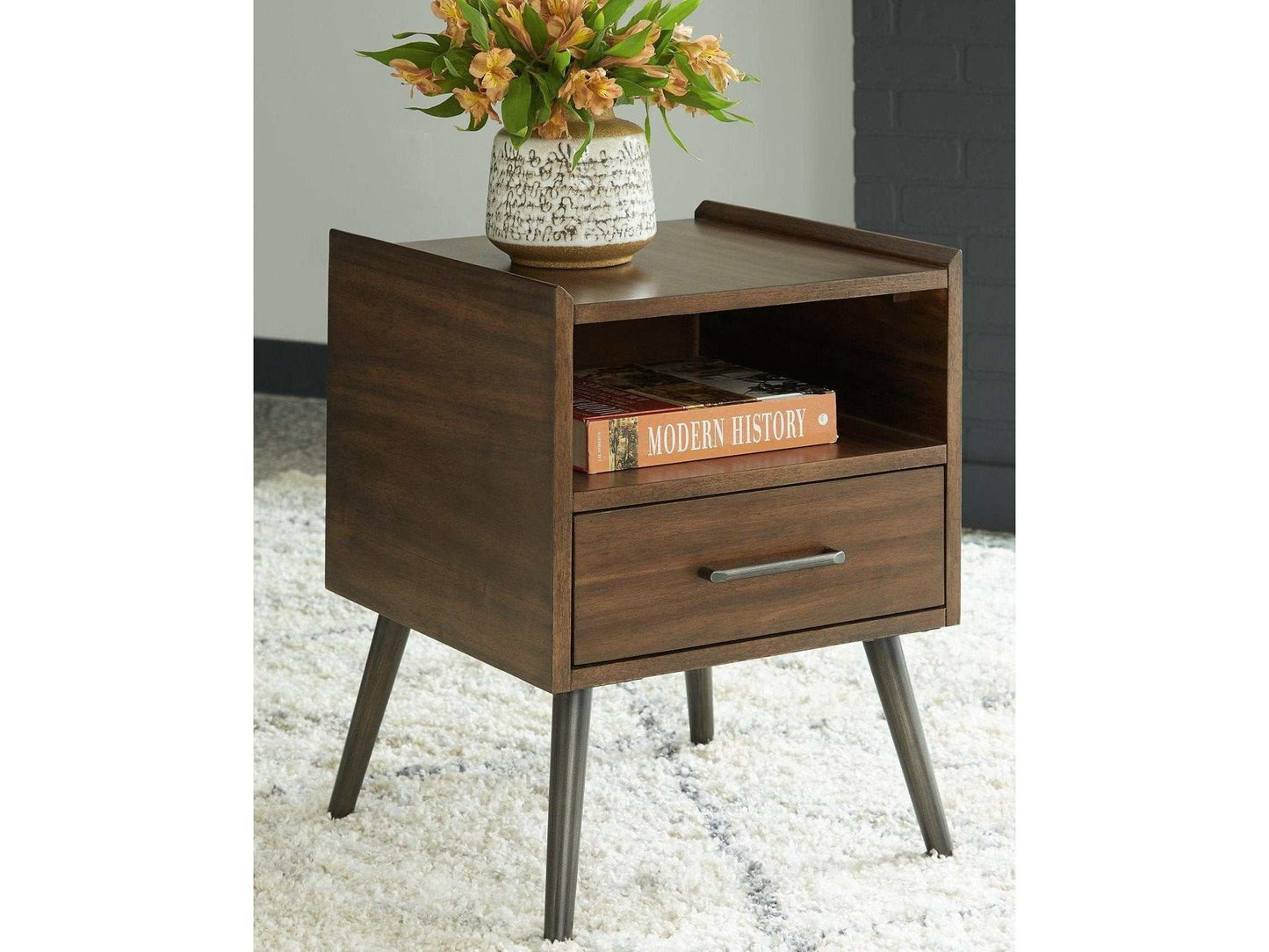 Calmoni End Table