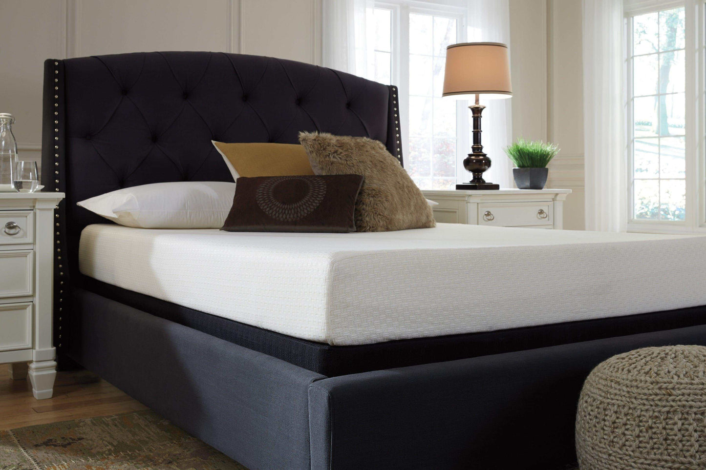 Chime 8 Inch Memory Foam Queen Mattress in a Box