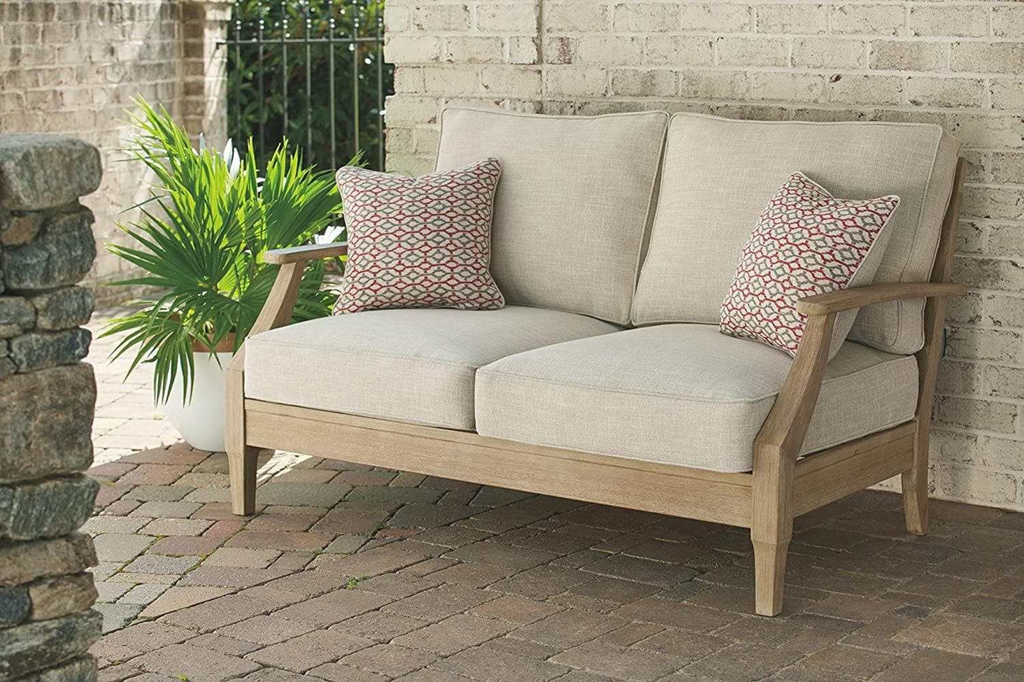 Clare View Outdoor Seating Group / 4pc