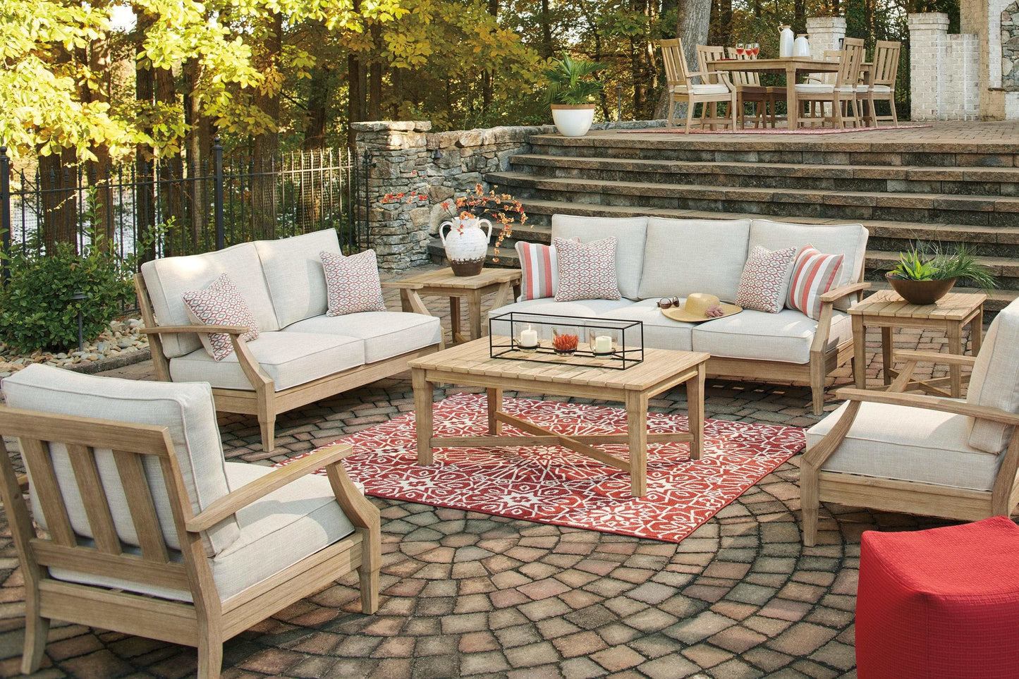 Clare View Outdoor Seating Group / 4pc