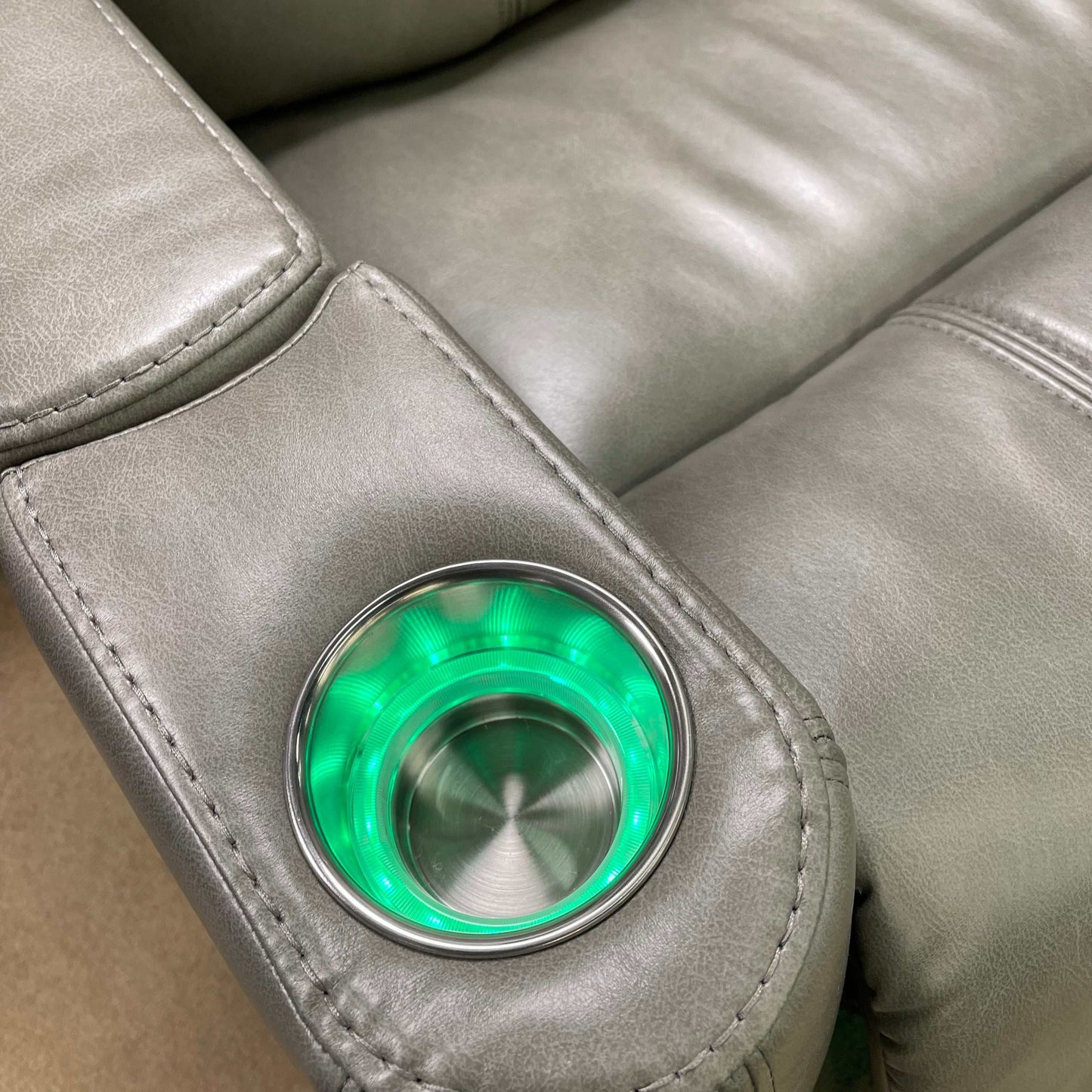 Benndale Gray Power Recliner w/ LED