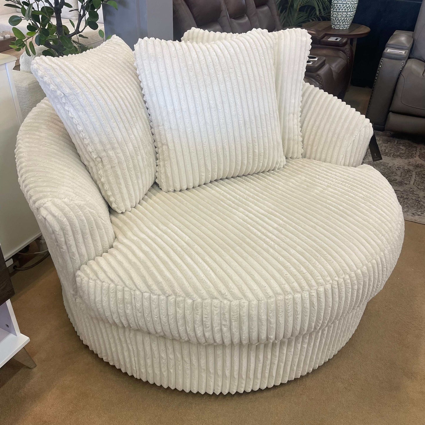 Lindyn Ivory Oversized Swivel Accent Chair