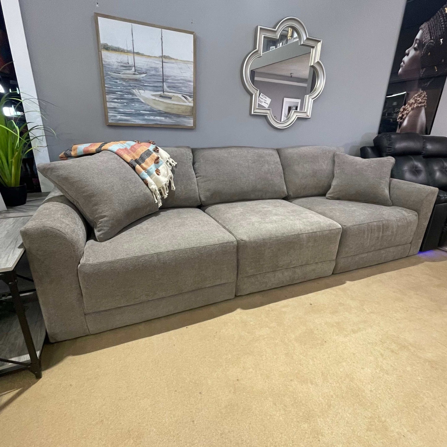 Raeanna Storm Sectional Sofa / 3pc