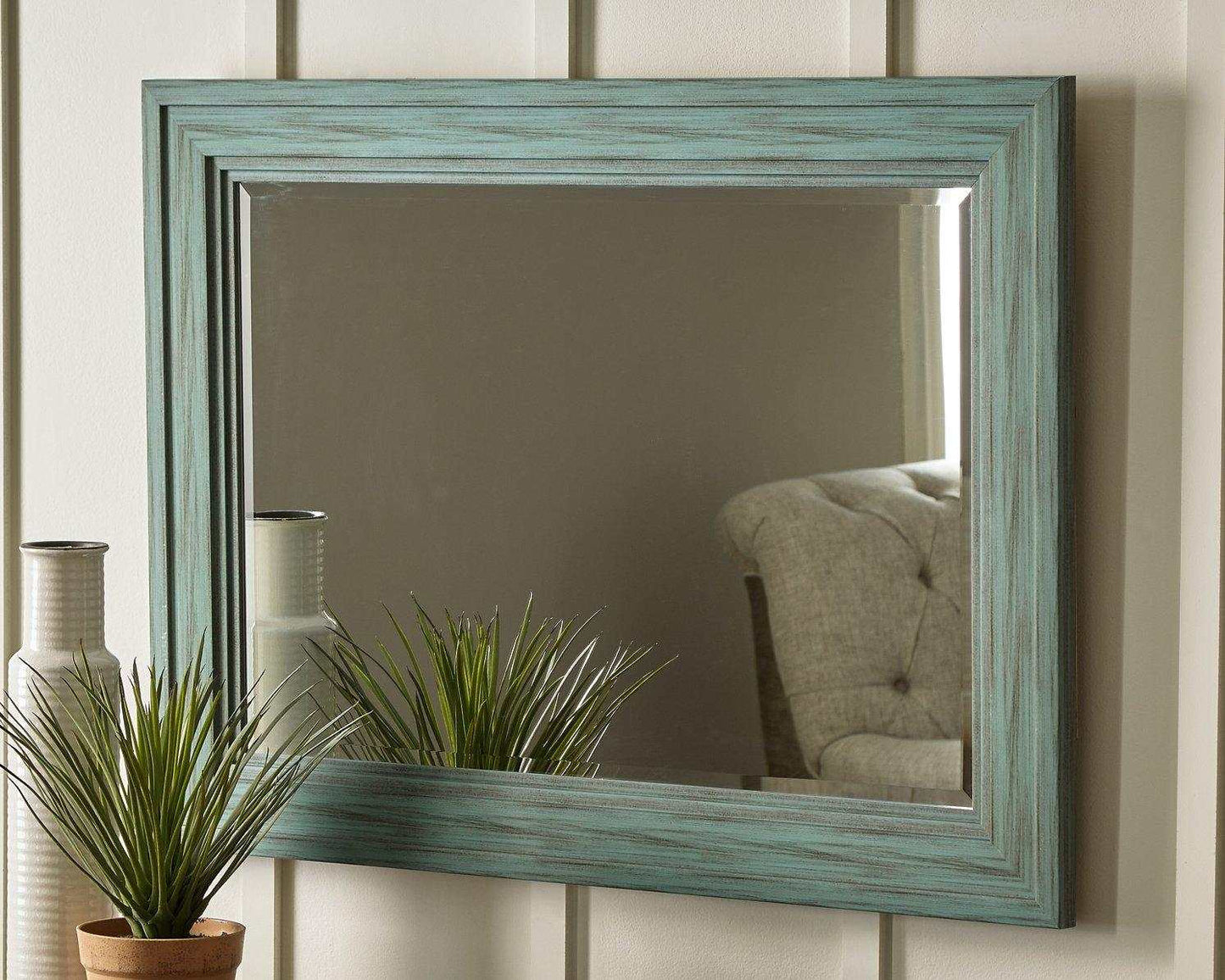 Jacee Accent Wall Mirror