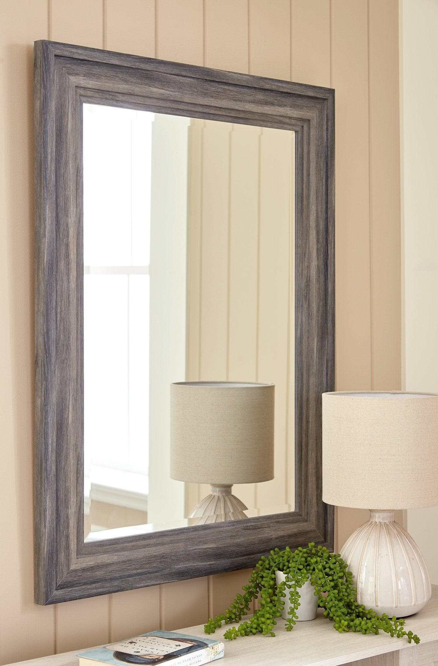 Jacee Accent Wall Mirror