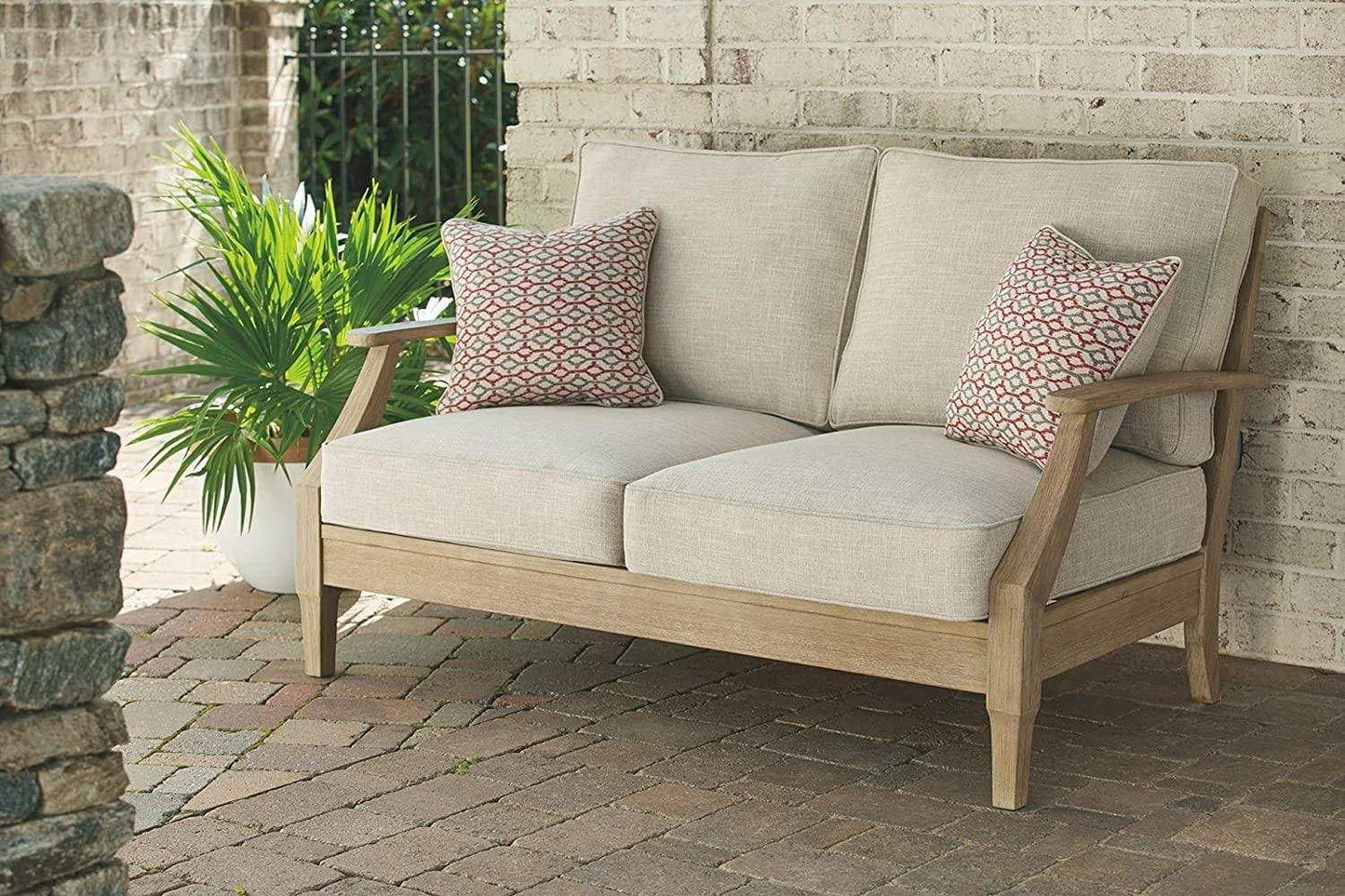 Clare View Outdoor Seating Group / 3pc