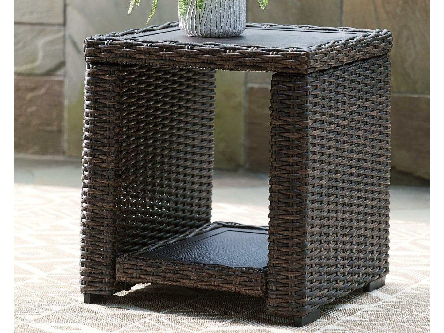 Grasson Lane End Table