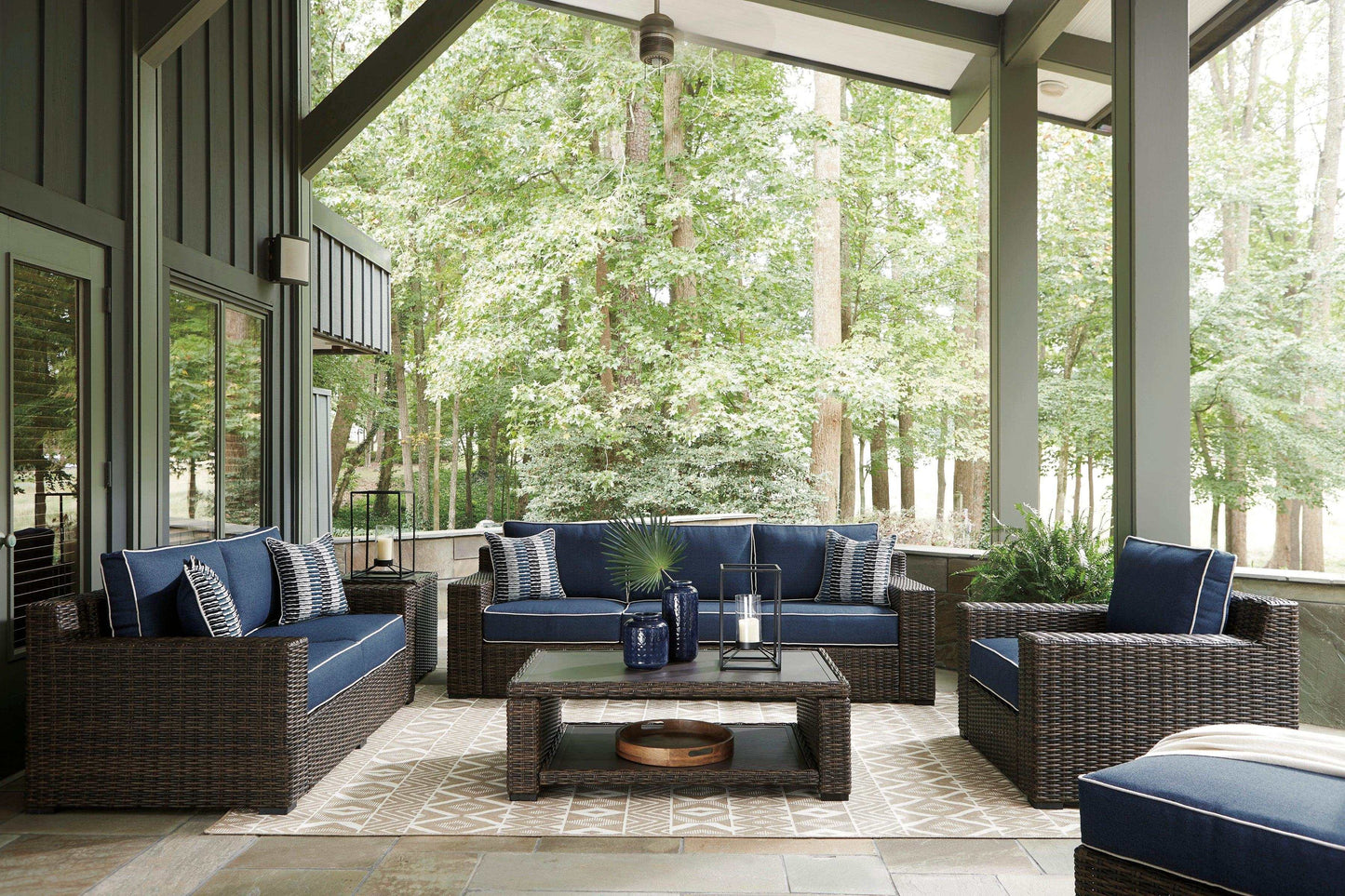 Grasson Lane Outdoor Seating Group / 5pc Set