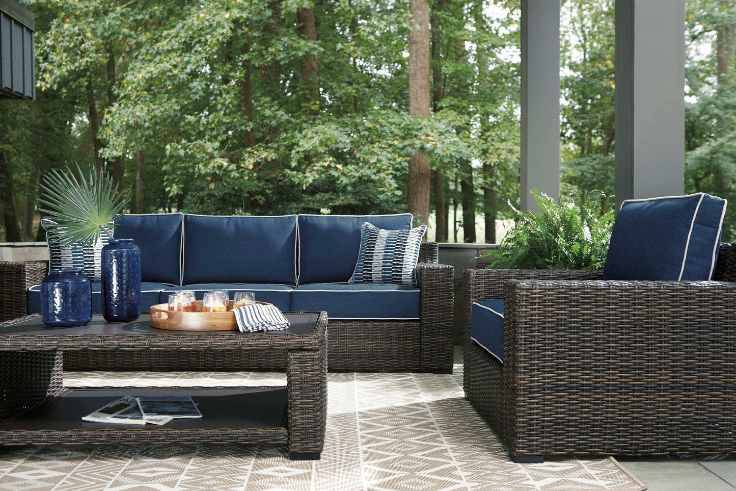 Grasson Lane Outdoor Seating Group / 5pc Set