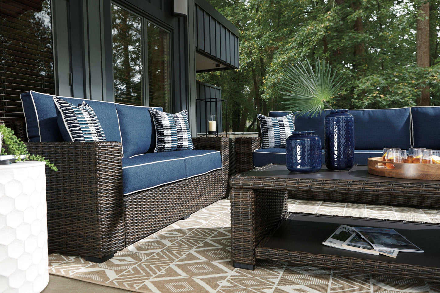 Grasson Lane Outdoor Seating Group / 5pc Set