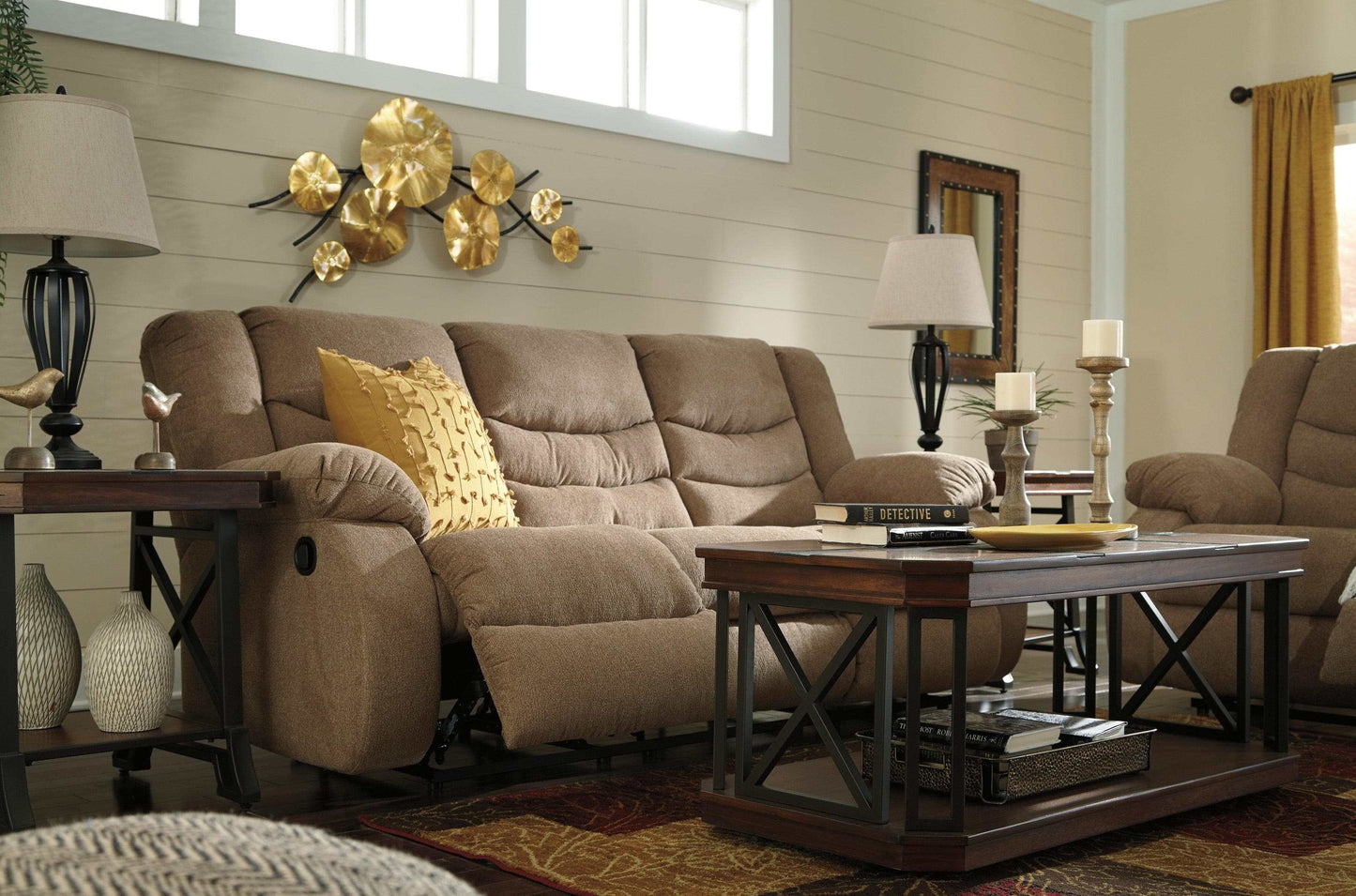 Tulen Manual Reclining Sofa & Loveseat