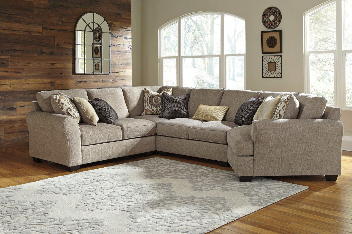 Pantomine 4pc Sectional w/ Armless Loveseat & RAF Cuddler