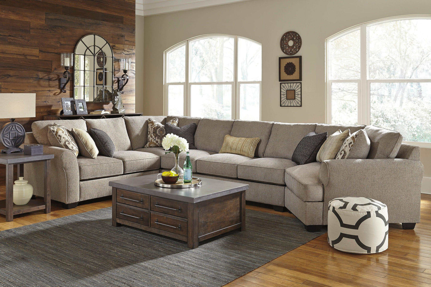 Pantomine Driftwood 4pc Sectional w/ Armless Sofa & RAF Cuddler