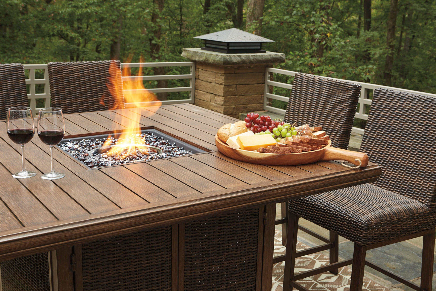 Paradise Trail Outdoor Bar Table w/ Fire Pit