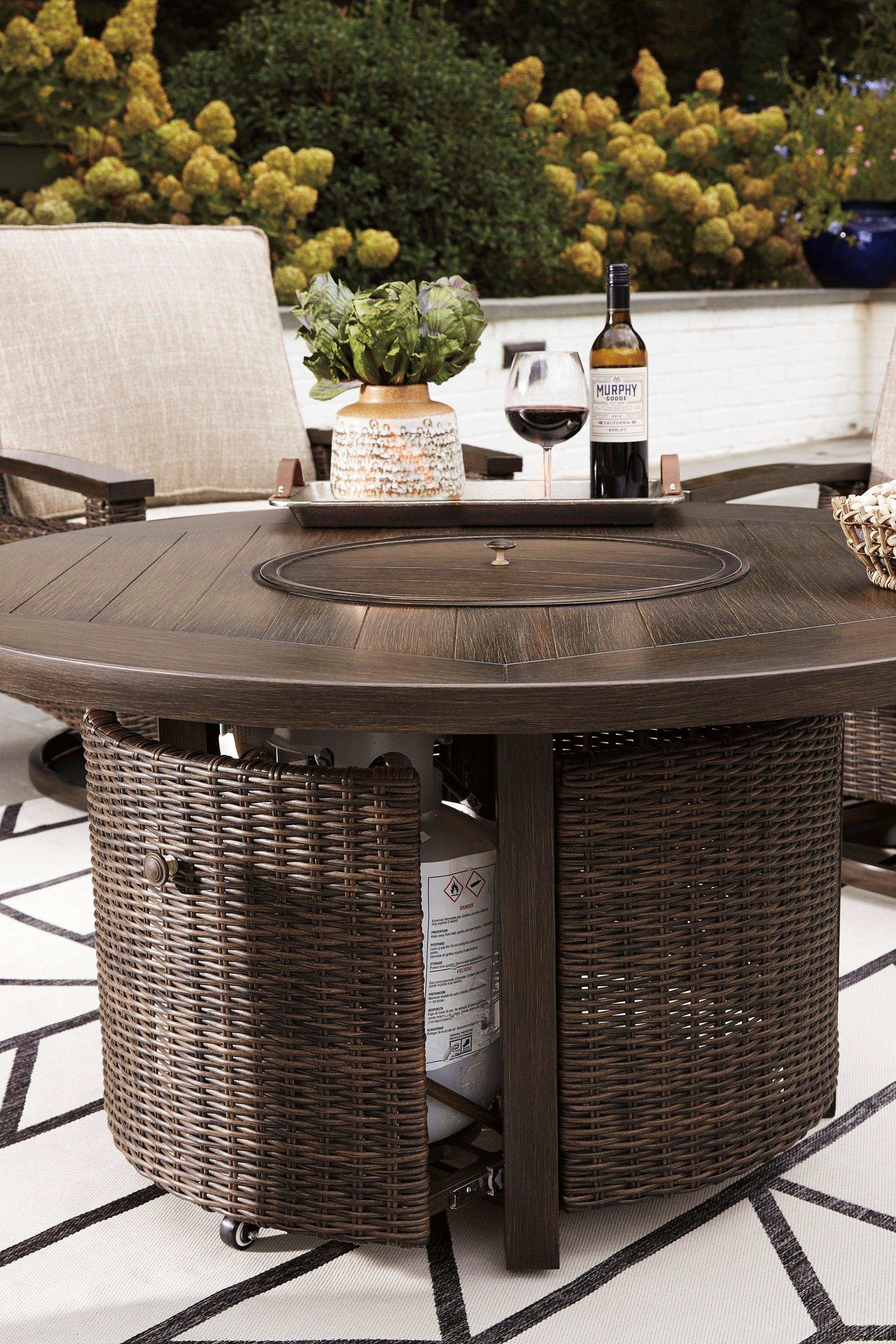 Paradise Trail Round Outdoor Fire Pit Table