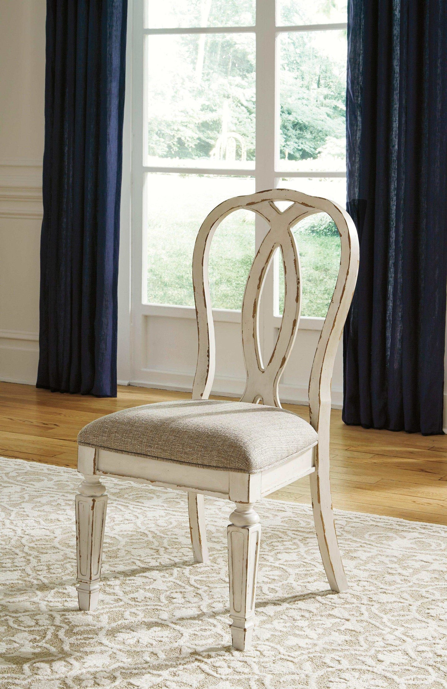 Realyn Chipped White Dining Chair (Set of 2)