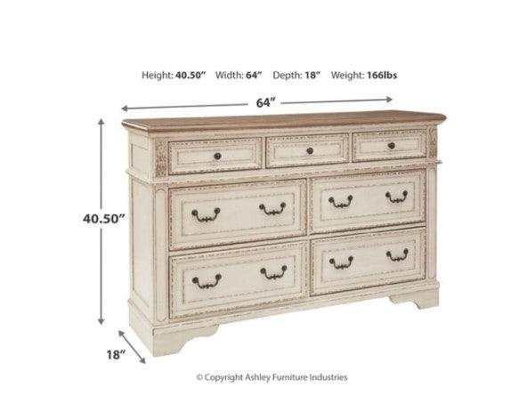 Realyn Dresser w/ 7 Drawer