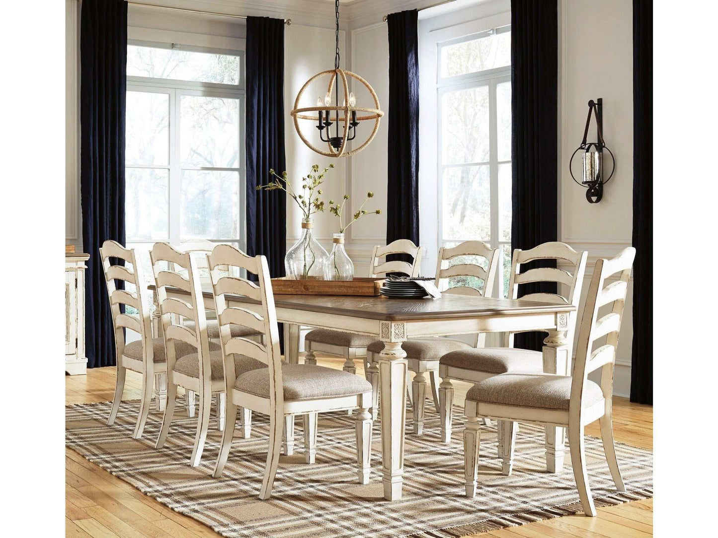 Realyn Chipped White Dining Room Set / 9pc