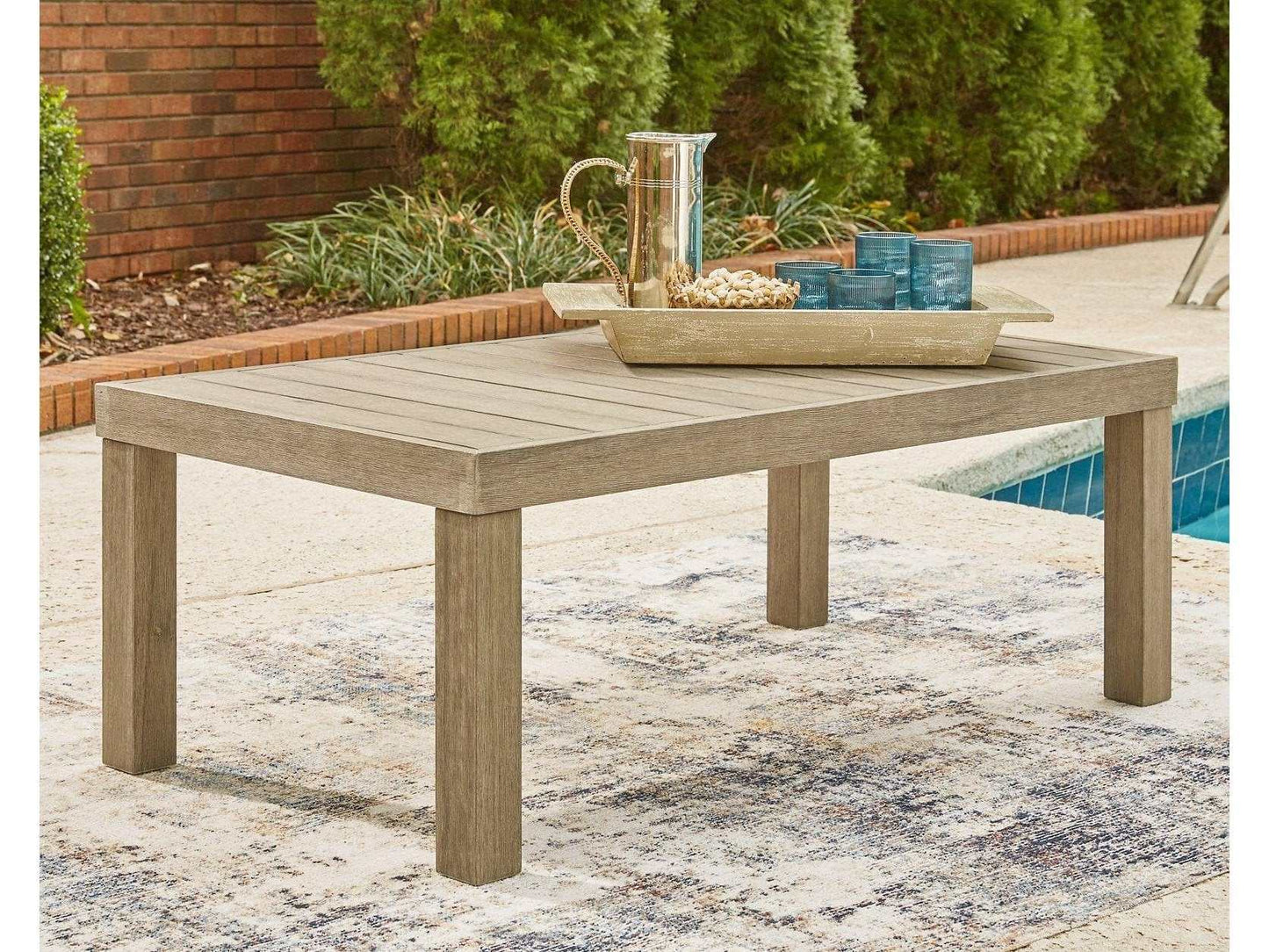 Silo Point Outdoor Coffee Table