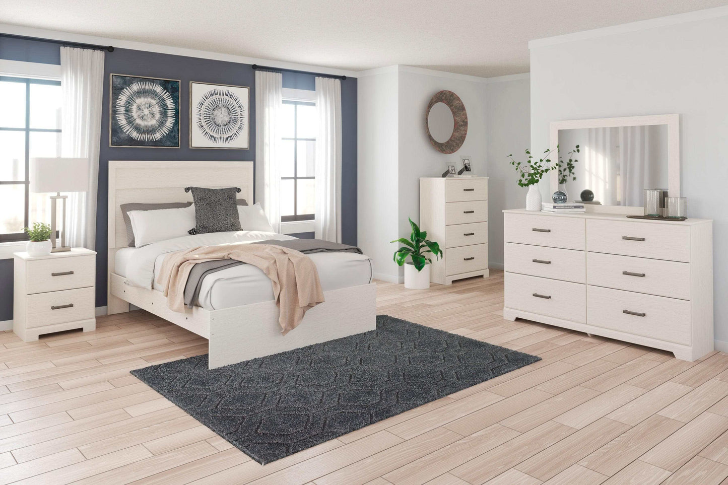 Stelsie White Queen Panel Bedroom Sets