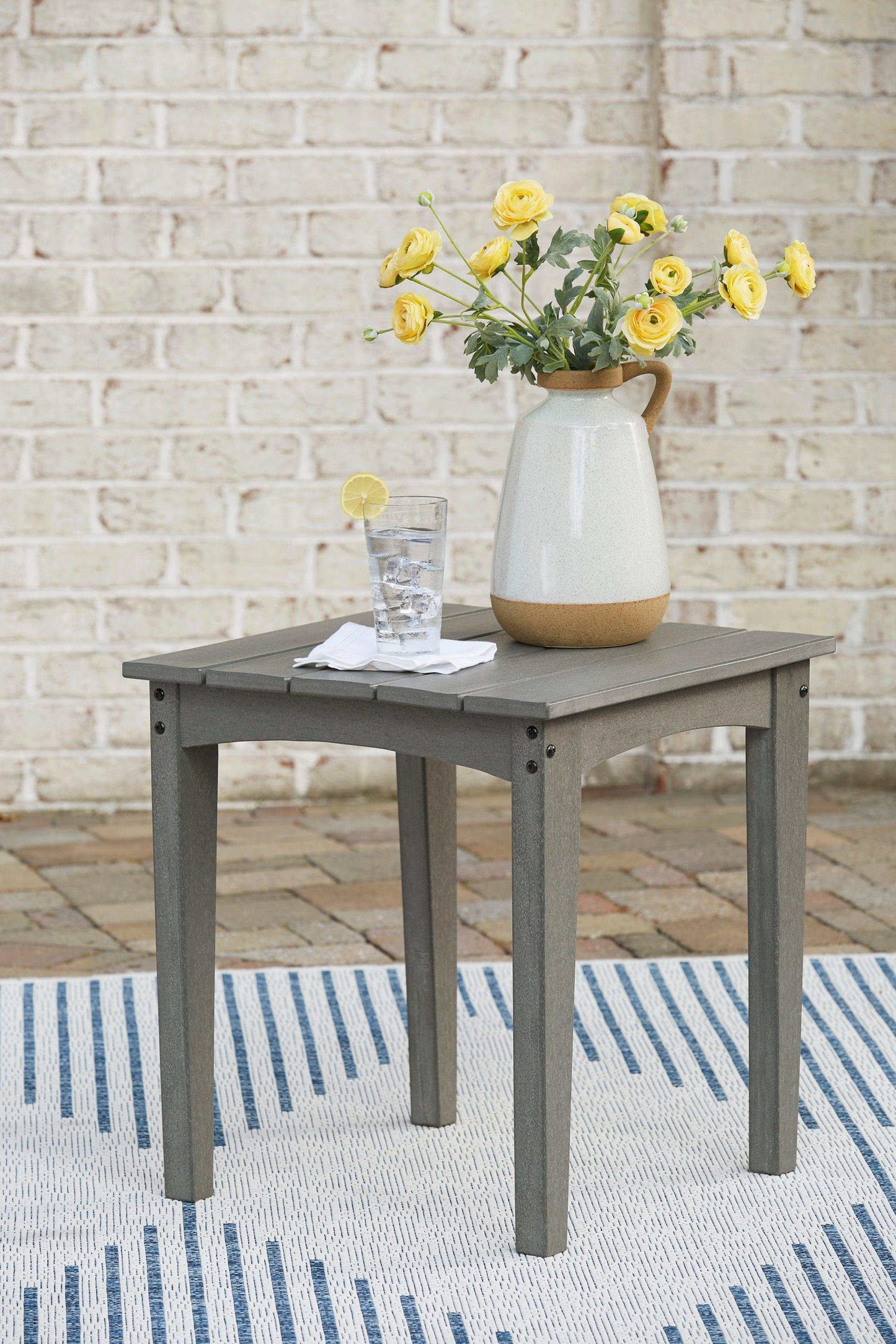 Visola Gray Outdoor Occasional Table Set / 3pc